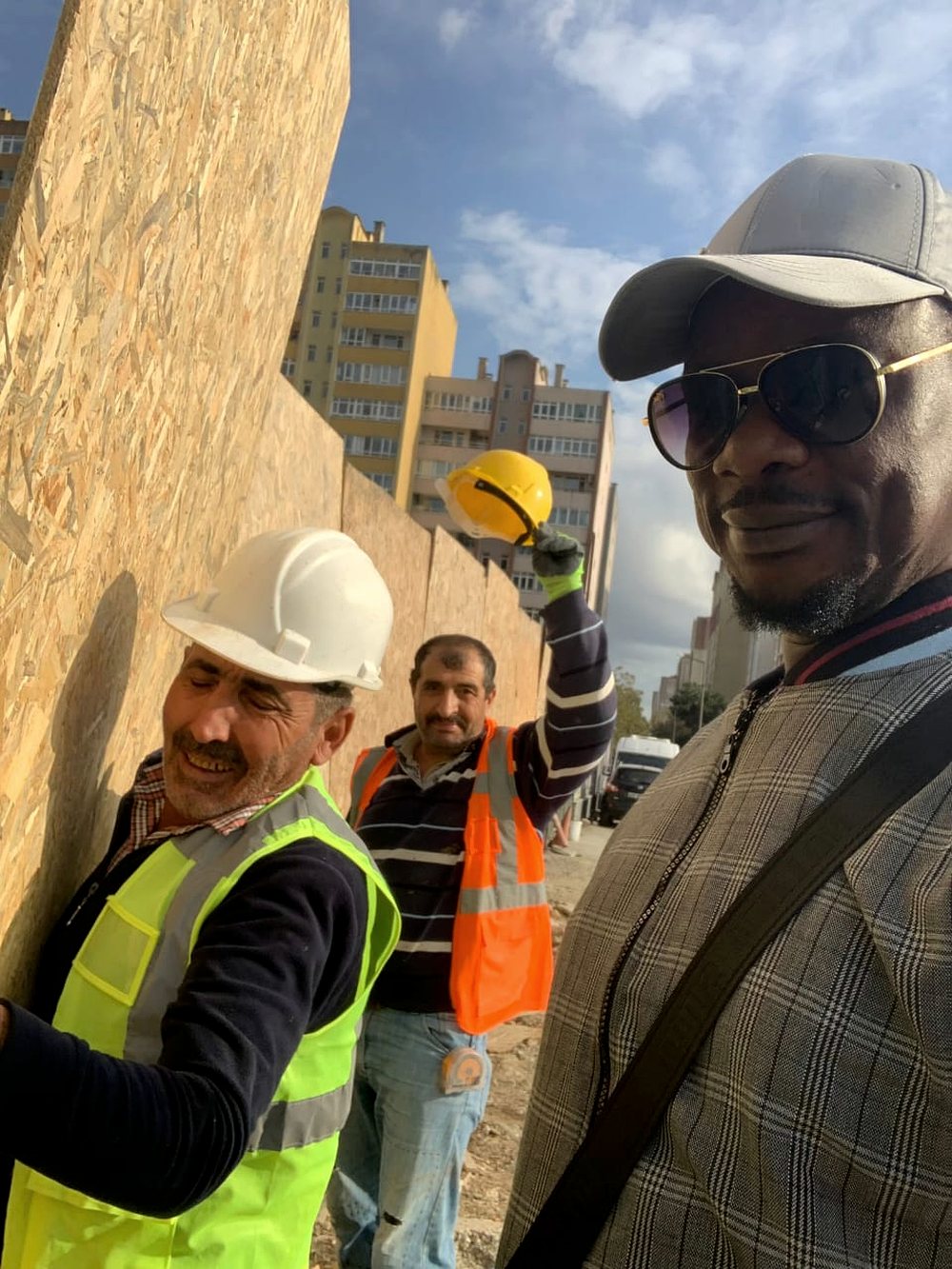 Site hoarding and setting out on a project in Türkiye